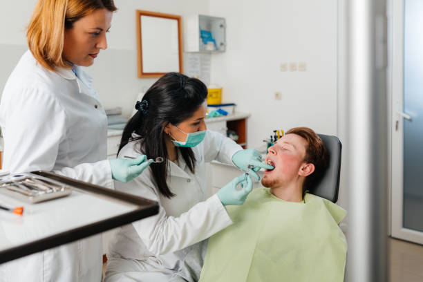 Best Cracked Tooth Emergency Dentist  in Mford, IL